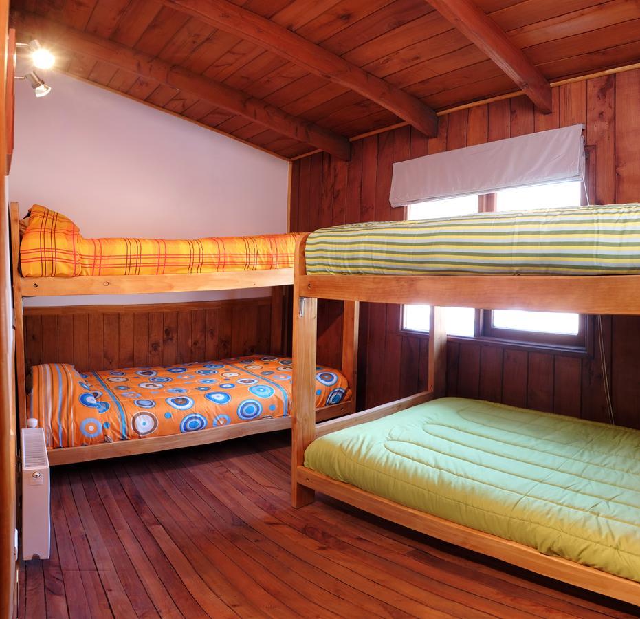 Rio Libre Pucon Party Hostel מראה חיצוני תמונה