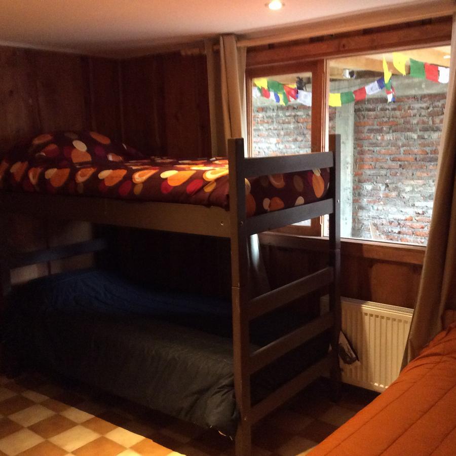 Rio Libre Pucon Party Hostel מראה חיצוני תמונה