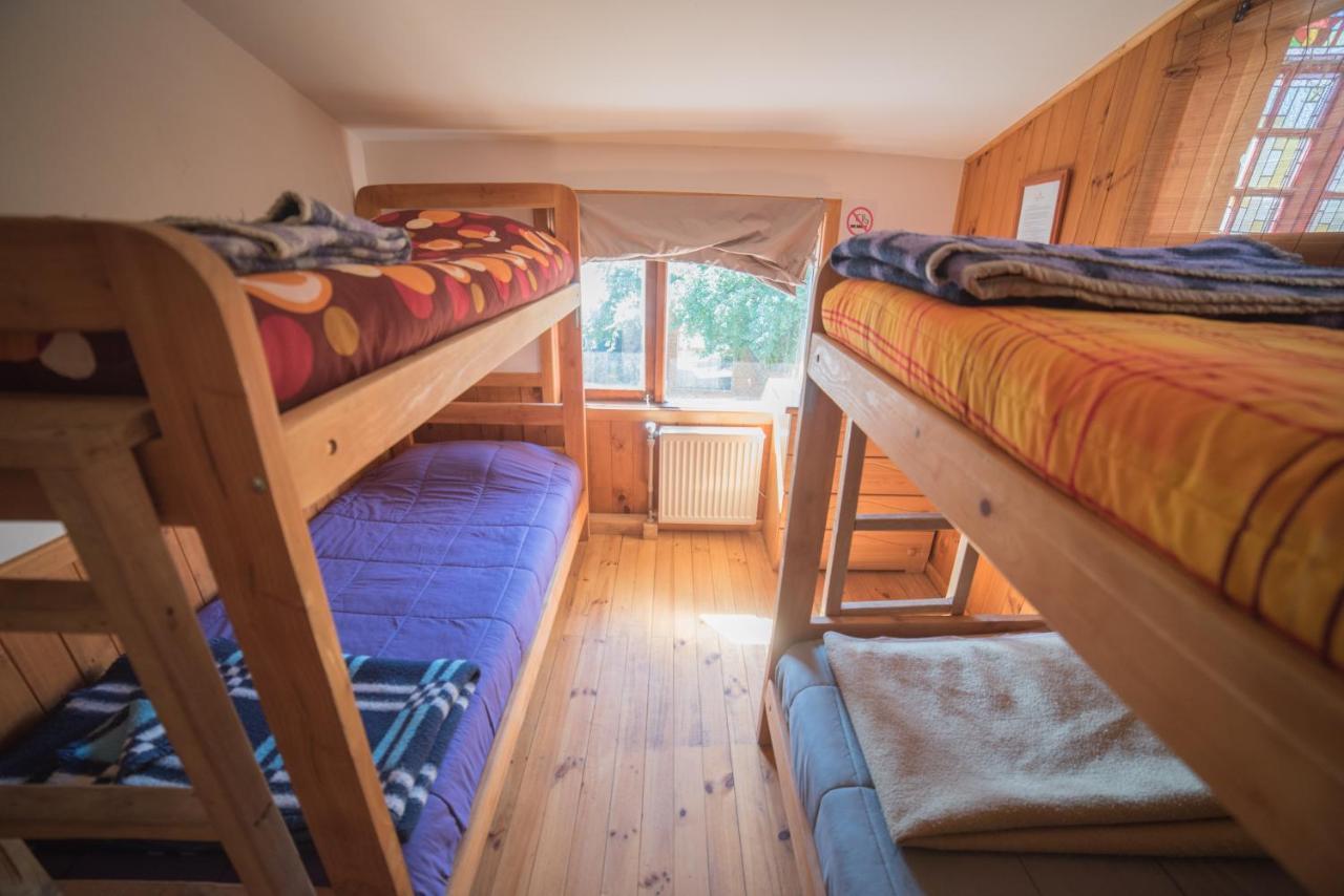 Rio Libre Pucon Party Hostel מראה חיצוני תמונה